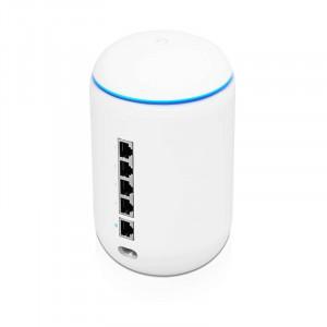 Ubiquiti UniFi Dream Machine Dual-Band 2.4/5GHz 802.11ac 4x4 Wave2 Access Point Routing & Switching